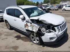 1C4NJDEB1GD662600 2016 JEEP COMPASS