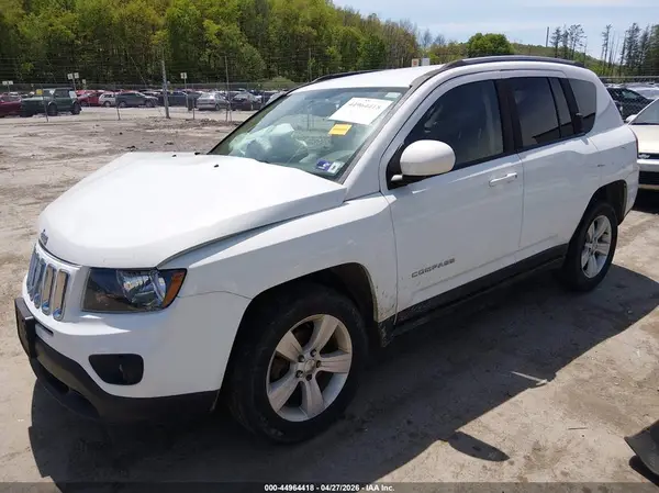 1C4NJDEB1GD662600 2016 JEEP COMPASS - Image 2