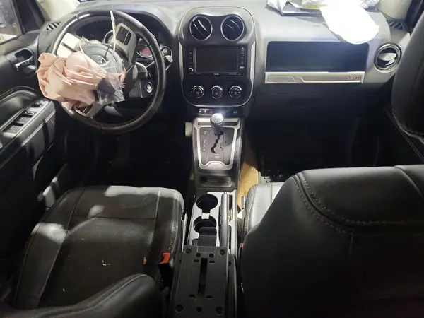 1C4NJDEB1GD696360 2016 JEEP COMPASS - Image 8