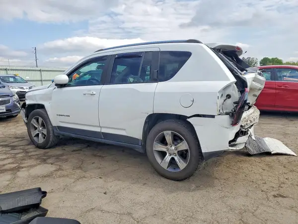 1C4NJDEB1GD724304 2016 JEEP COMPASS - Image 2