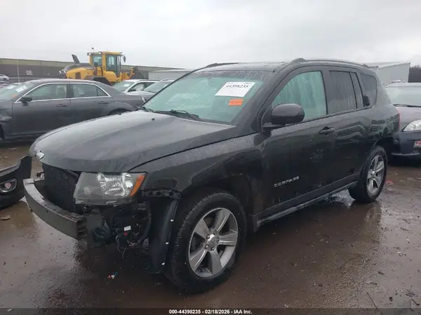 1C4NJDEB1GD772398 2016 JEEP COMPASS - Image 2