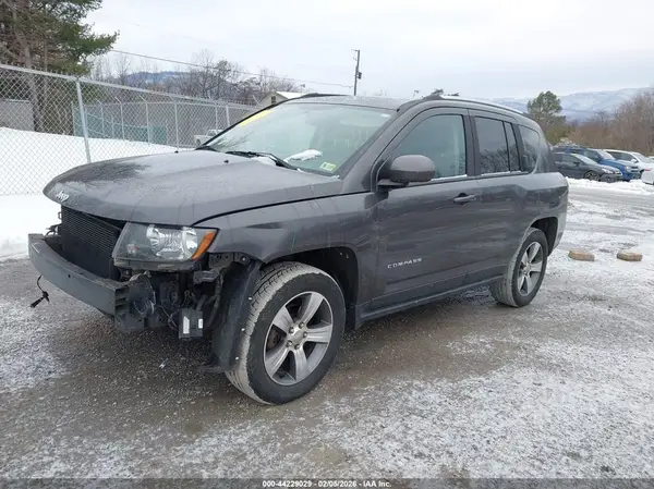 1C4NJDEB1GD772532 2016 JEEP COMPASS - Image 2
