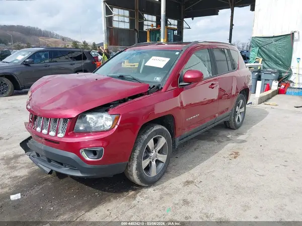 1C4NJDEB1GD785636 2016 JEEP COMPASS - Image 2