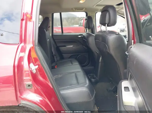 1C4NJDEB1GD785636 2016 JEEP COMPASS - Image 8