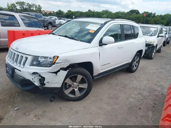 1C4NJDEB1GD799102 2016 JEEP COMPASS - Image 2