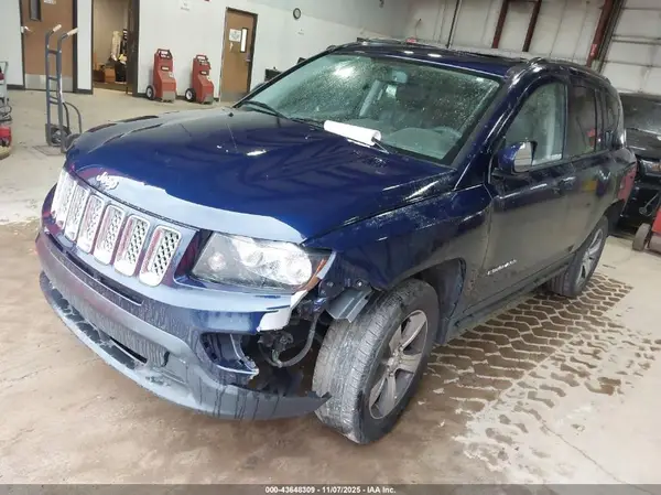 1C4NJDEB1HD100357 2017 JEEP COMPASS - Image 2