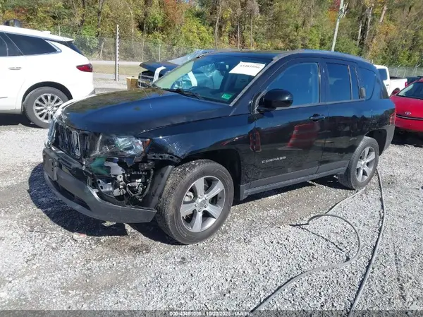 1C4NJDEB1HD100407 2017 JEEP COMPASS - Image 2