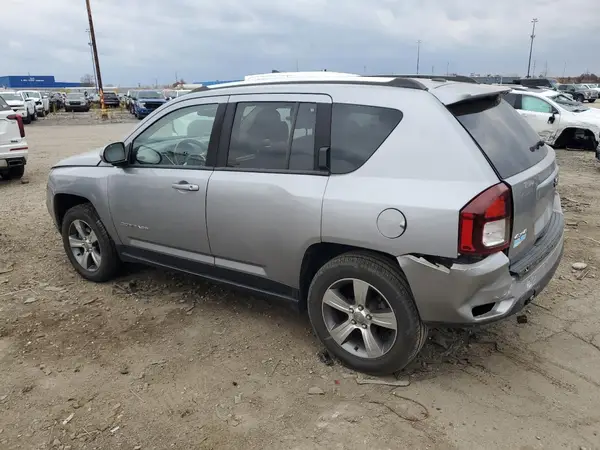 1C4NJDEB1HD103257 2017 JEEP COMPASS - Image 2