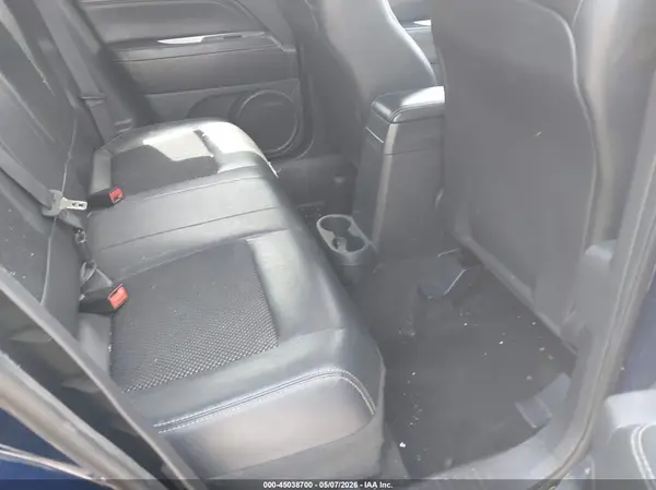 1C4NJDEB1HD106160 2017 JEEP COMPASS - Image 8