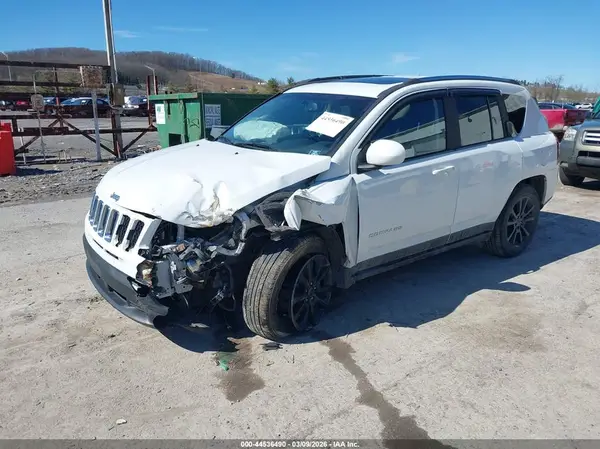 1C4NJDEB1HD108460 2017 JEEP COMPASS - Image 2