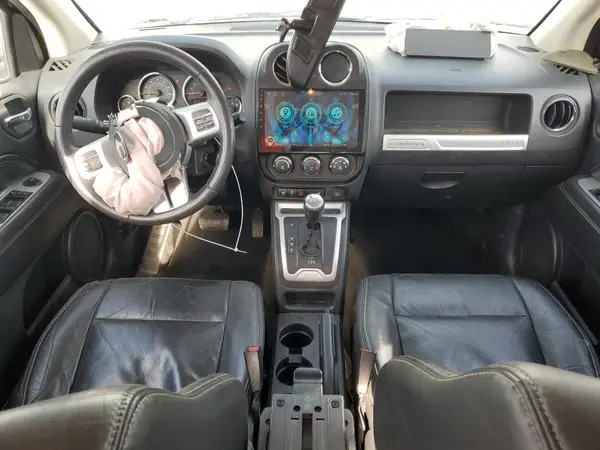 1C4NJDEB1HD110354 2017 JEEP COMPASS - Image 8