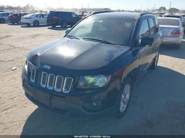 1C4NJDEB1HD122066 2017 JEEP COMPASS - Image 2
