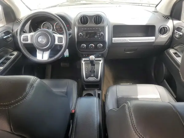 1C4NJDEB1HD153463 2017 JEEP COMPASS - Image 8