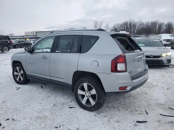 1C4NJDEB1HD167864 2017 JEEP COMPASS - Image 2