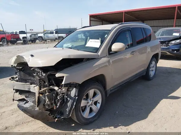 1C4NJDEB1HD171655 2017 JEEP COMPASS - Image 2