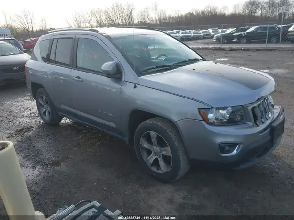 1C4NJDEB1HD171980 2017 JEEP COMPASS - Image 1