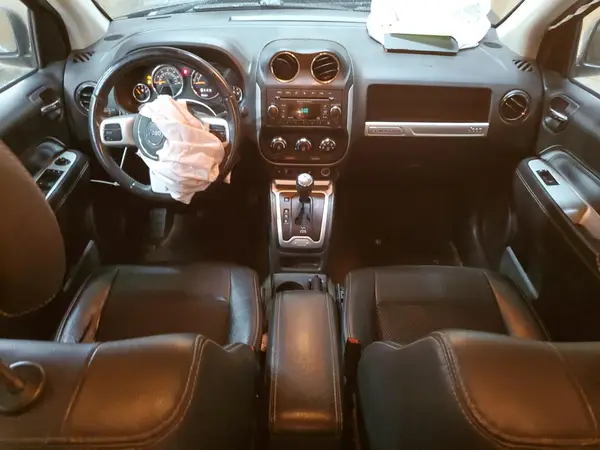 1C4NJDEB1HD173583 2017 JEEP COMPASS - Image 8