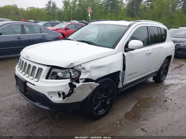 1C4NJDEB1HD176161 2017 JEEP COMPASS - Image 2