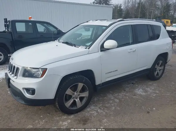 1C4NJDEB1HD192599 2017 JEEP COMPASS - Image 2