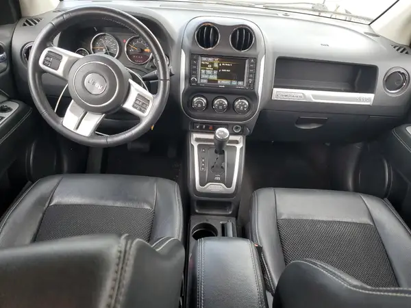 1C4NJDEB1HD204766 2017 JEEP COMPASS - Image 8
