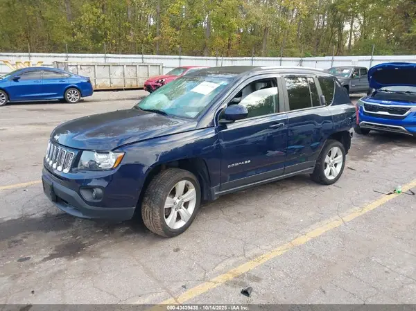 1C4NJDEB1HD210020 2017 JEEP COMPASS - Image 2