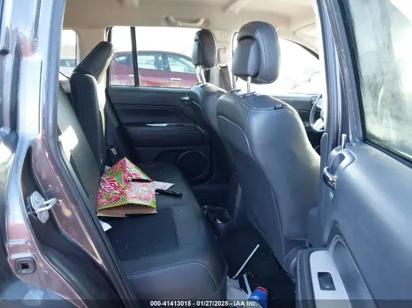 1C4NJDEB1HD210275 2017 JEEP COMPASS - Image 8