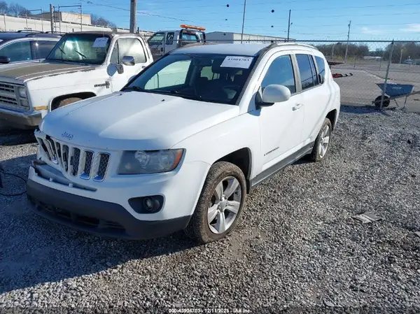 1C4NJDEB2GD542546 2016 JEEP COMPASS - Image 2