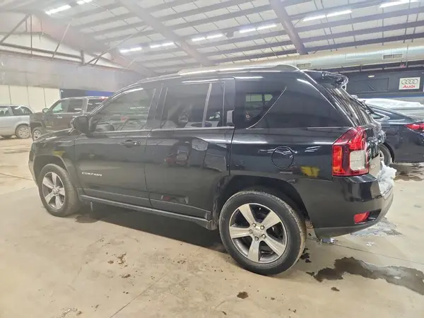 1C4NJDEB2GD558620 2016 JEEP COMPASS - Image 2