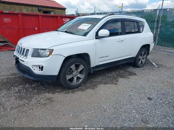 1C4NJDEB2GD572498 2016 JEEP COMPASS - Image 2