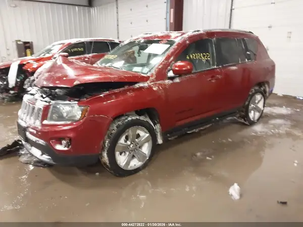 1C4NJDEB2GD572713 2016 JEEP COMPASS - Image 2