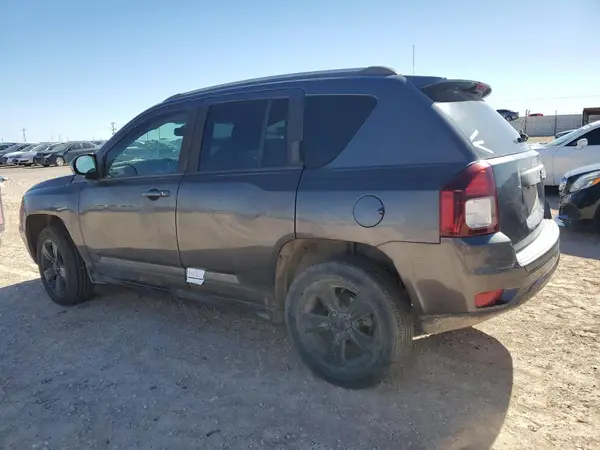 1C4NJDEB2GD585672 2016 JEEP COMPASS - Image 2