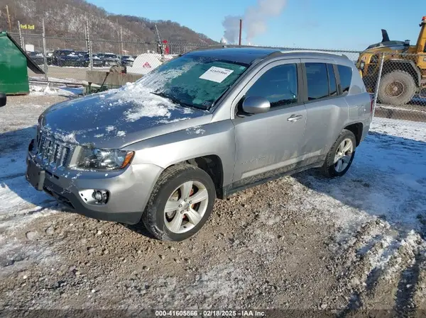 1C4NJDEB2GD587860 2016 JEEP COMPASS - Image 2