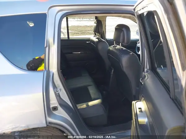 1C4NJDEB2GD587860 2016 JEEP COMPASS - Image 8