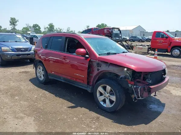 1C4NJDEB2GD588040 2016 JEEP COMPASS - Image 1