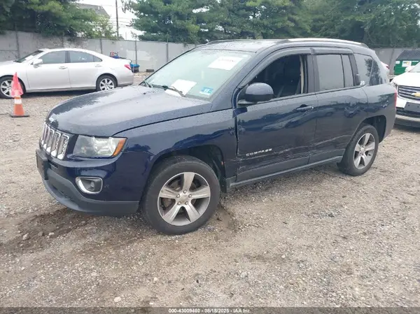 1C4NJDEB2GD657485 2016 JEEP COMPASS - Image 2
