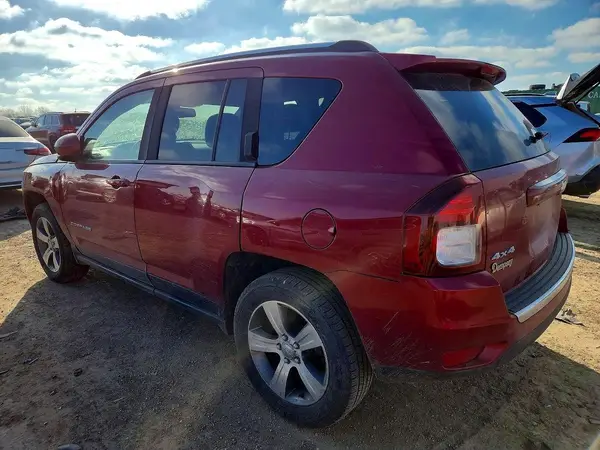 1C4NJDEB2GD681074 2016 JEEP COMPASS - Image 2