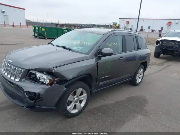 1C4NJDEB2GD685450 2016 JEEP COMPASS - Image 2