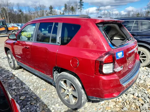1C4NJDEB2GD697355 2016 JEEP COMPASS - Image 2