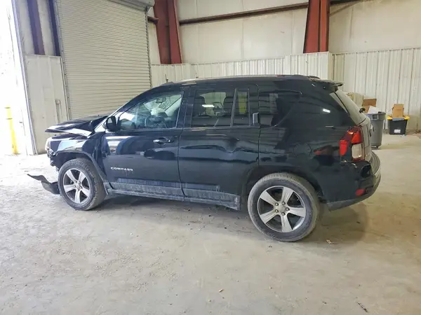 1C4NJDEB2GD708757 2016 JEEP COMPASS - Image 2
