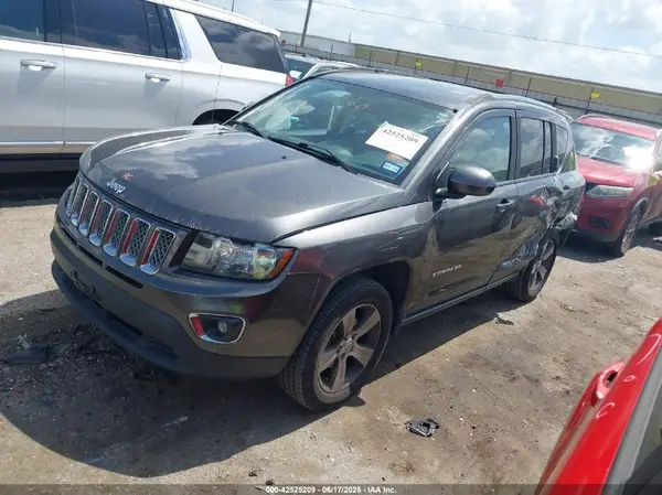 1C4NJDEB2GD730774 2016 JEEP COMPASS - Image 2