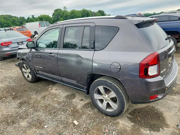 1C4NJDEB2GD733660 2016 JEEP COMPASS - Image 2