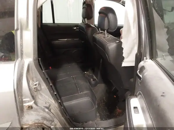 1C4NJDEB2GD751320 2016 JEEP COMPASS - Image 8