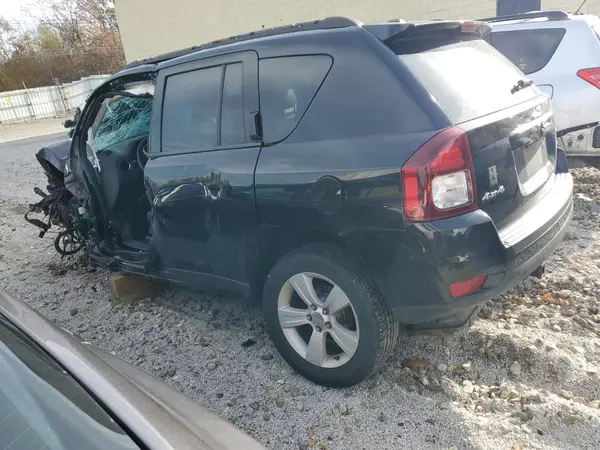 1C4NJDEB2GD758834 2016 JEEP COMPASS - Image 2
