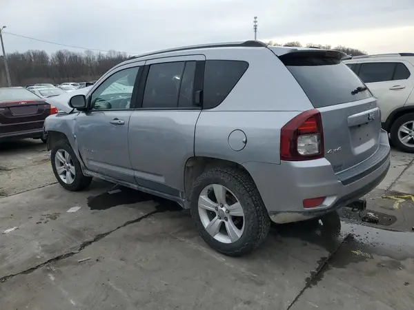 1C4NJDEB2GD782096 2016 JEEP COMPASS - Image 2
