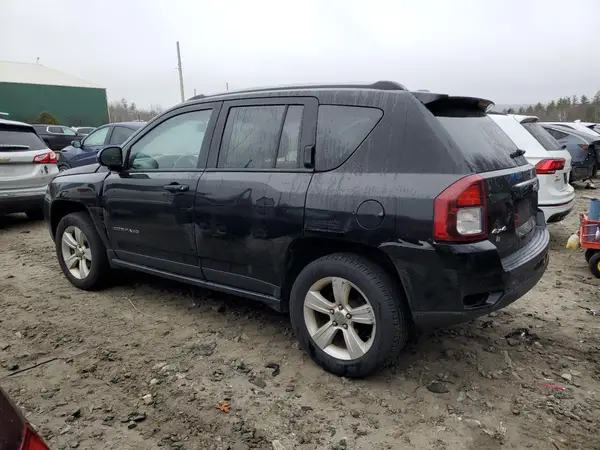 1C4NJDEB2GD782275 2016 JEEP COMPASS - Image 2