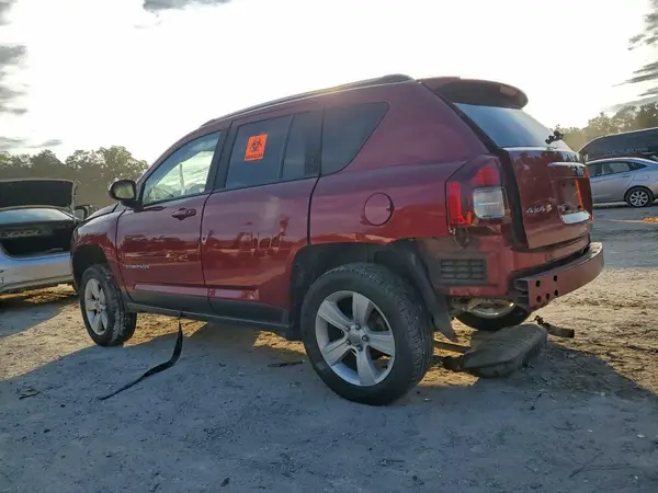 1C4NJDEB2GD784933 2016 JEEP COMPASS - Image 2