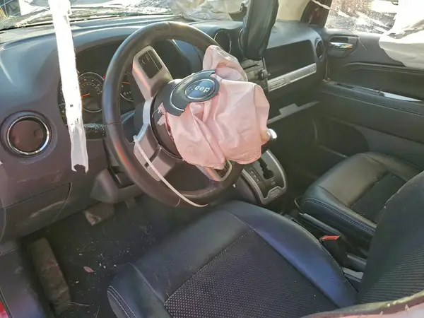 1C4NJDEB2GD784933 2016 JEEP COMPASS - Image 8