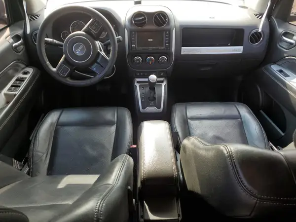 1C4NJDEB2HD100528 2017 JEEP COMPASS - Image 8