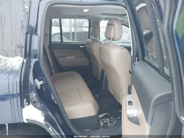 1C4NJDEB2HD103204 2017 JEEP COMPASS - Image 8