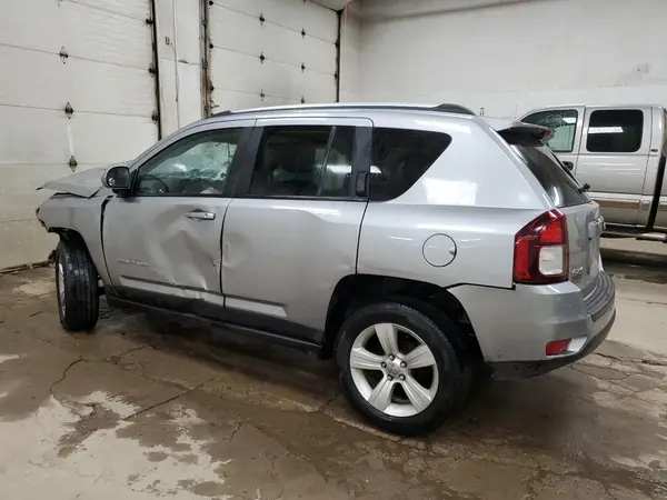 1C4NJDEB2HD106183 2017 JEEP COMPASS - Image 2
